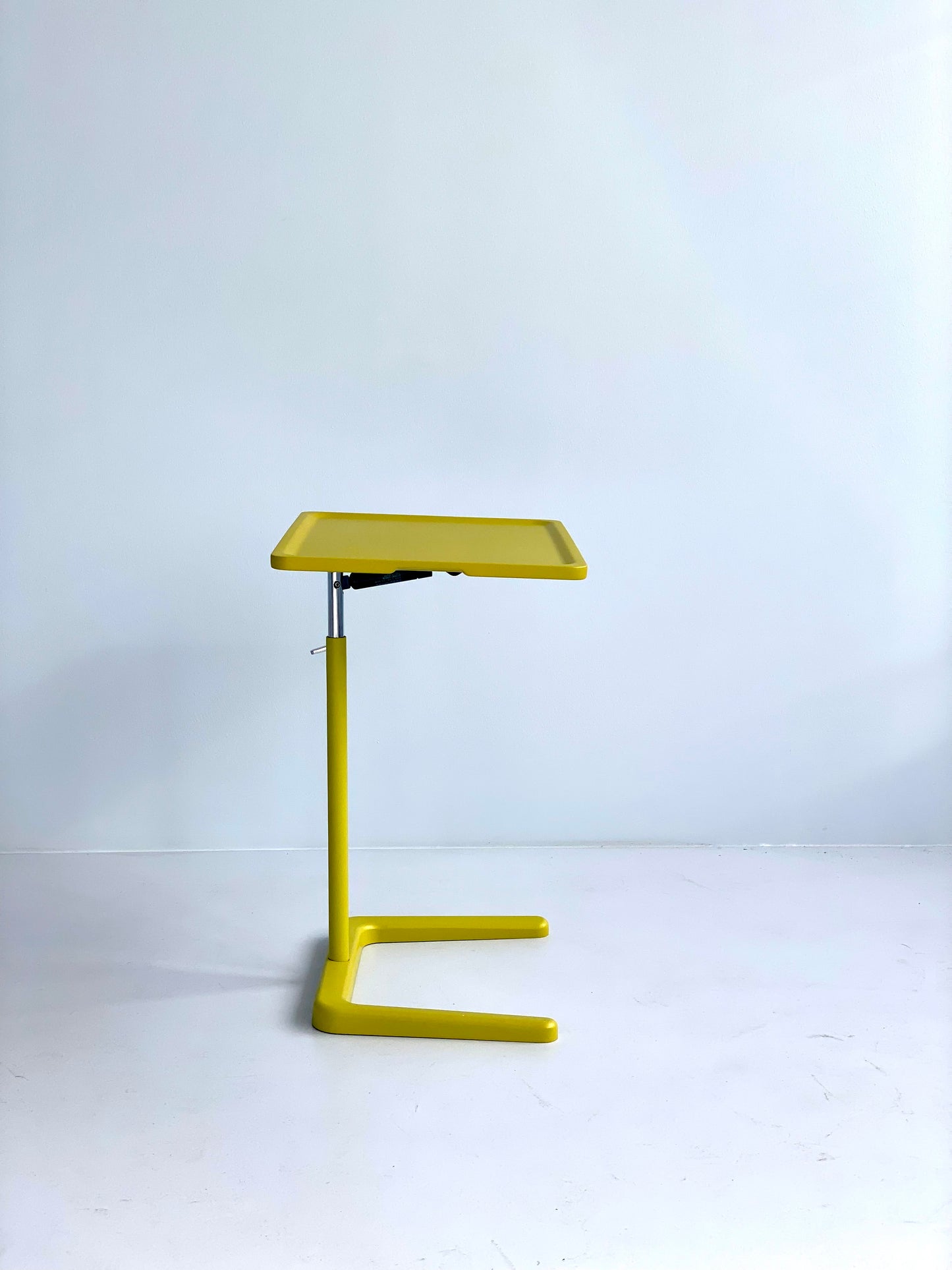 Vitra NesTable Beistelltisch