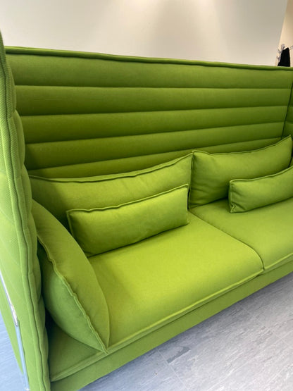 Vitra Alcove Highback 3-Sitzer in Grasgrün