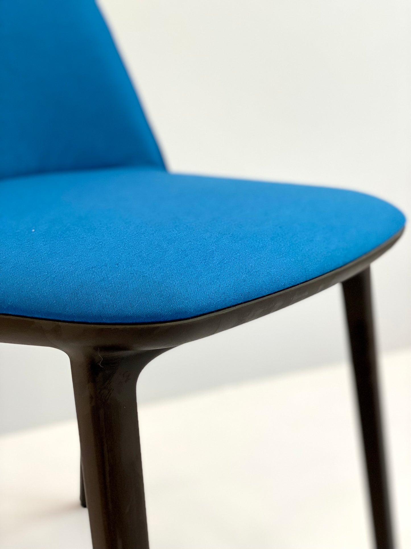 VITRA Softshell Side Chair