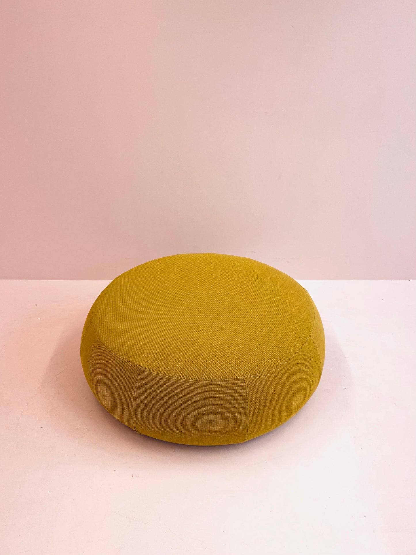 Arper Pix 95 Pouf Hocker / 2-Sitzer in gelb