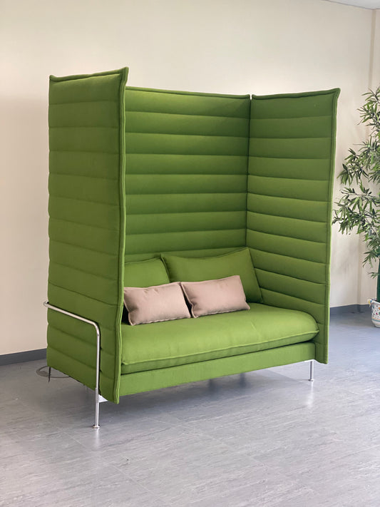 Vitra Alcove Highback Xtrahigh 2-Sitzer Sofa in Grasgrün